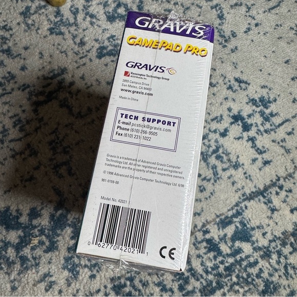 Brand New GRAVIS Gamepad Pro SEALED Windows 95 Model 42021e - Picture 3 of 8